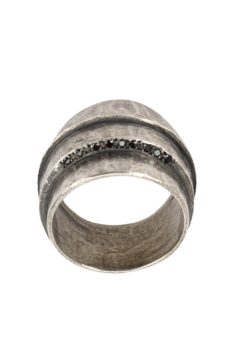 Bague à effet martelé en argent Tobias Wistisen