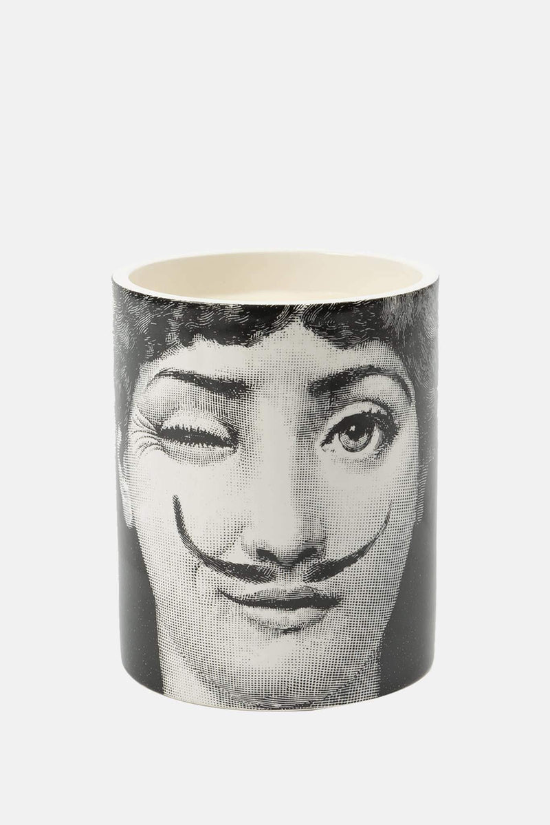 Bougie parfumée La Femme aux Moustaches 300g Fornasetti