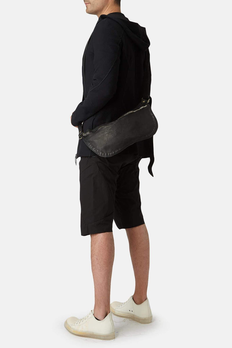 Sac en bandoulière en cuir noir Guidi