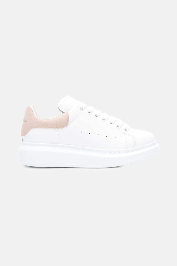 Baskets basses blanches et rose poudré Alexander McQueen