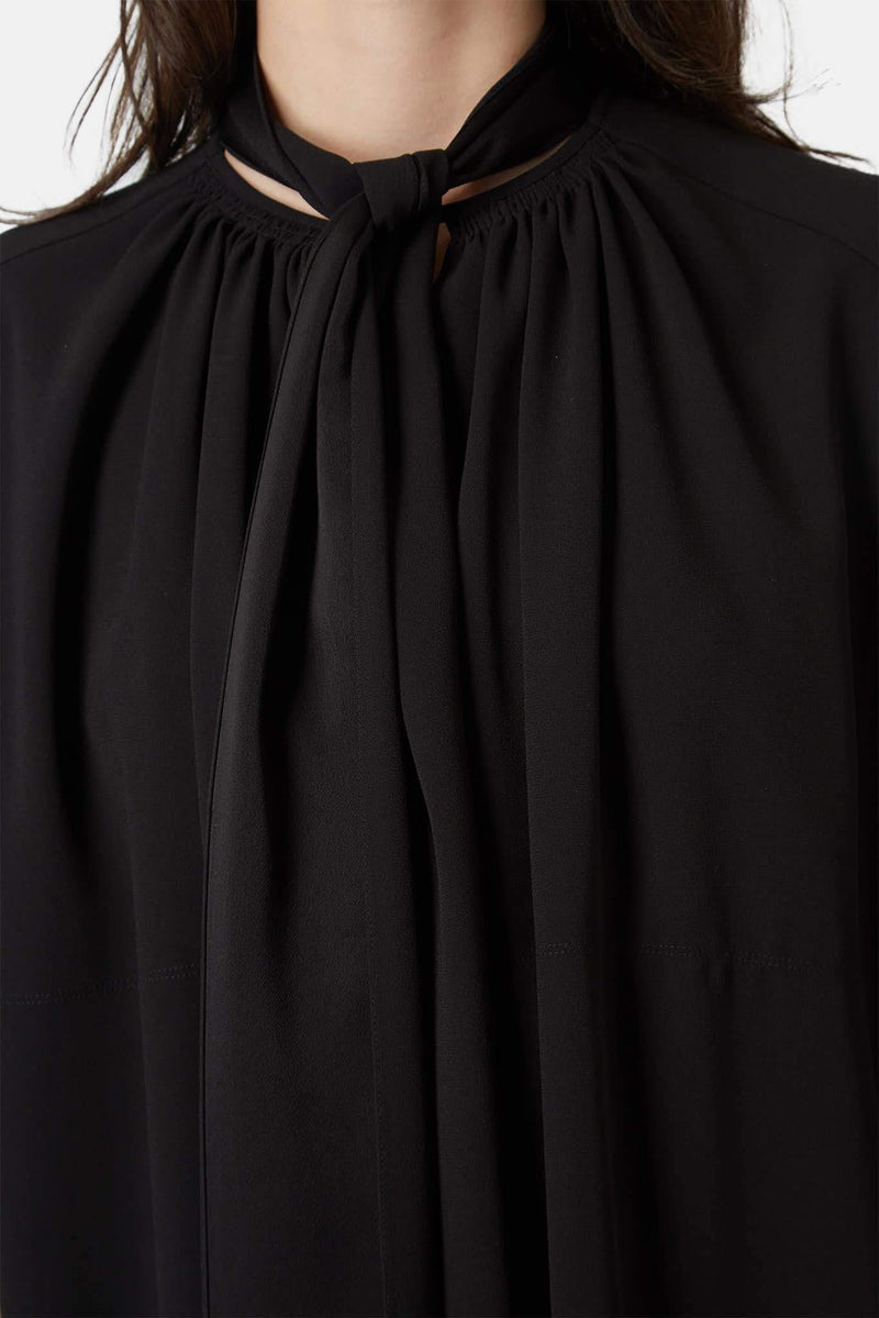 Robe fluide noire Chloé