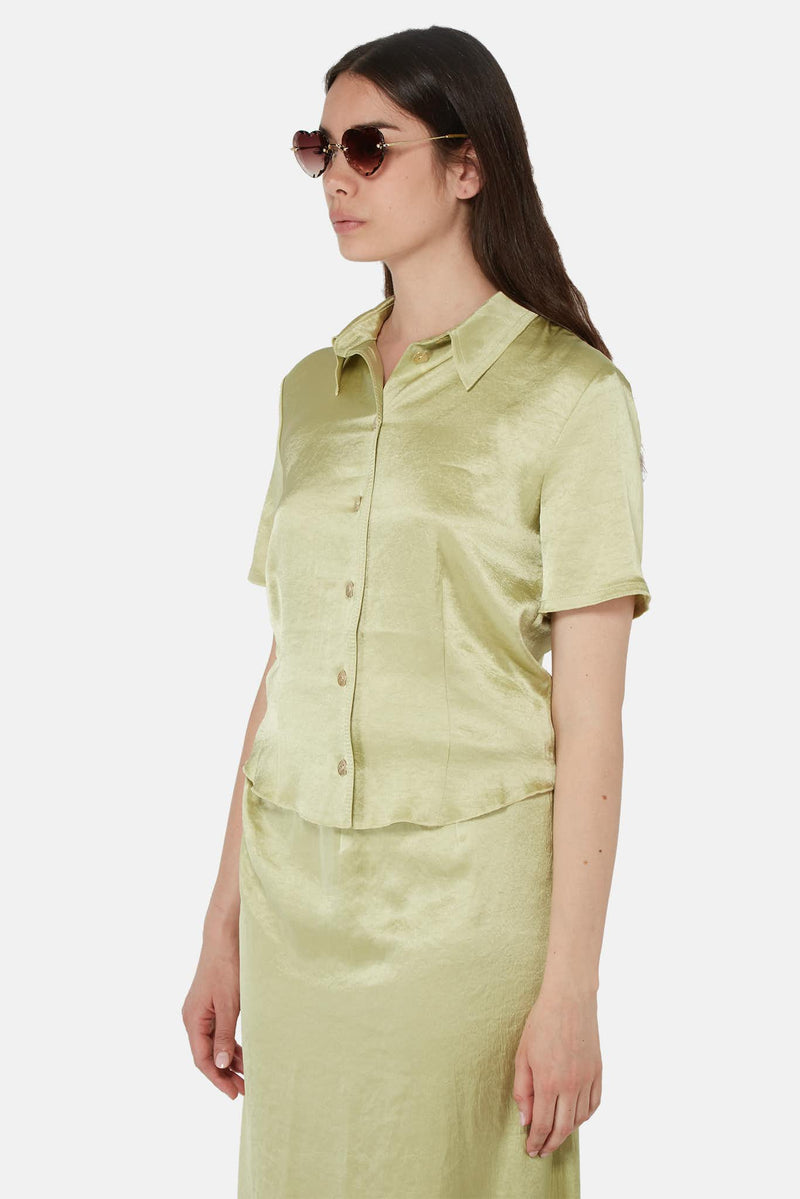 Chemise à manches courtes en satin vert Nanushka