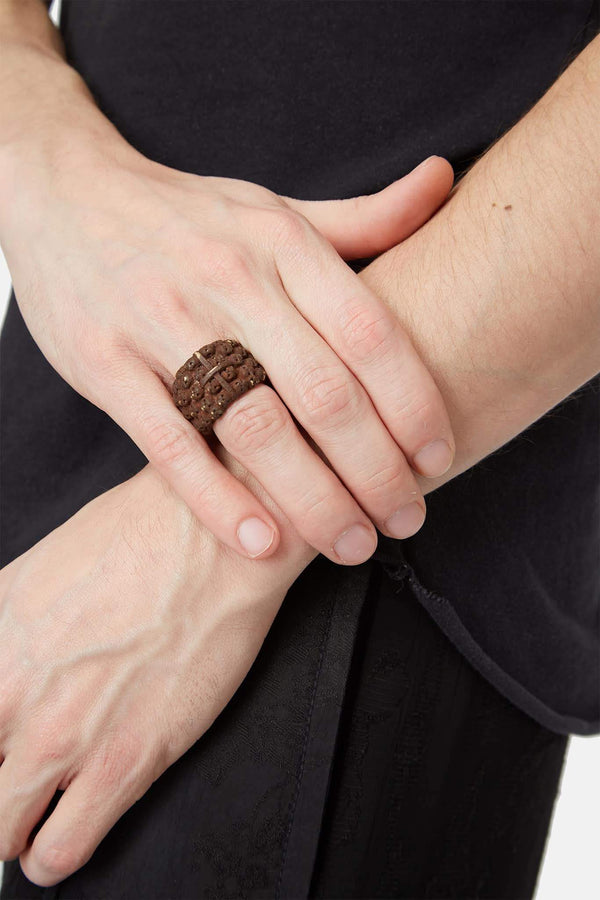 Bague effet rouillé "Rusted Multiple Skull" Tobias Wistisen