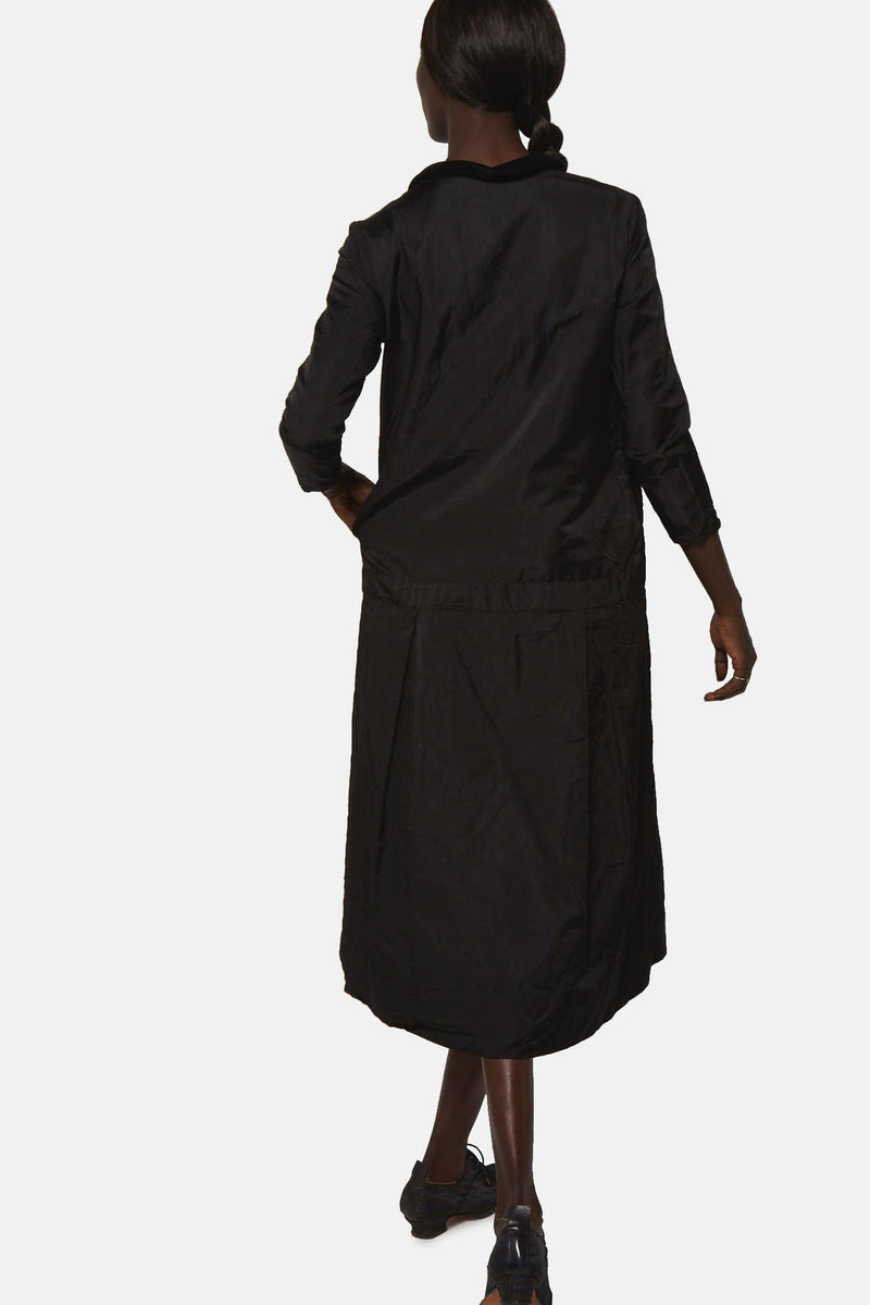 Robe à col en velour noire Paul Harnden