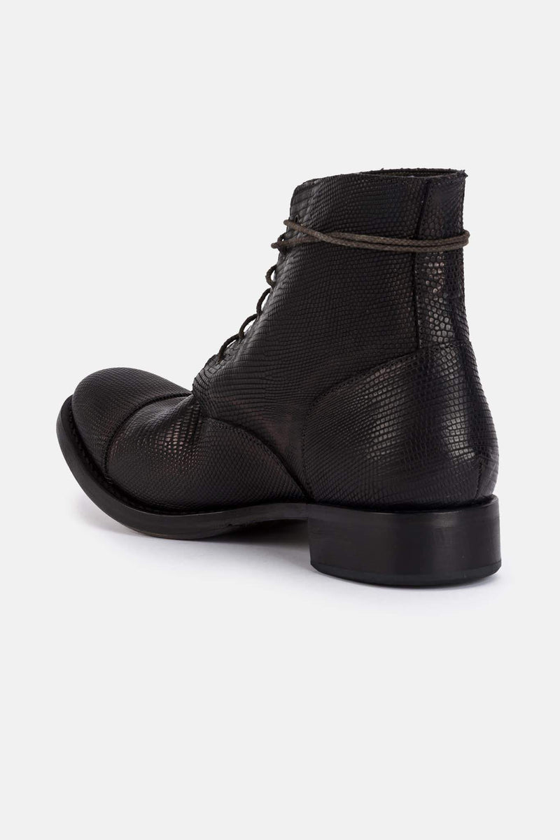 Bottes en cuir noires Cherevichkiotvichki